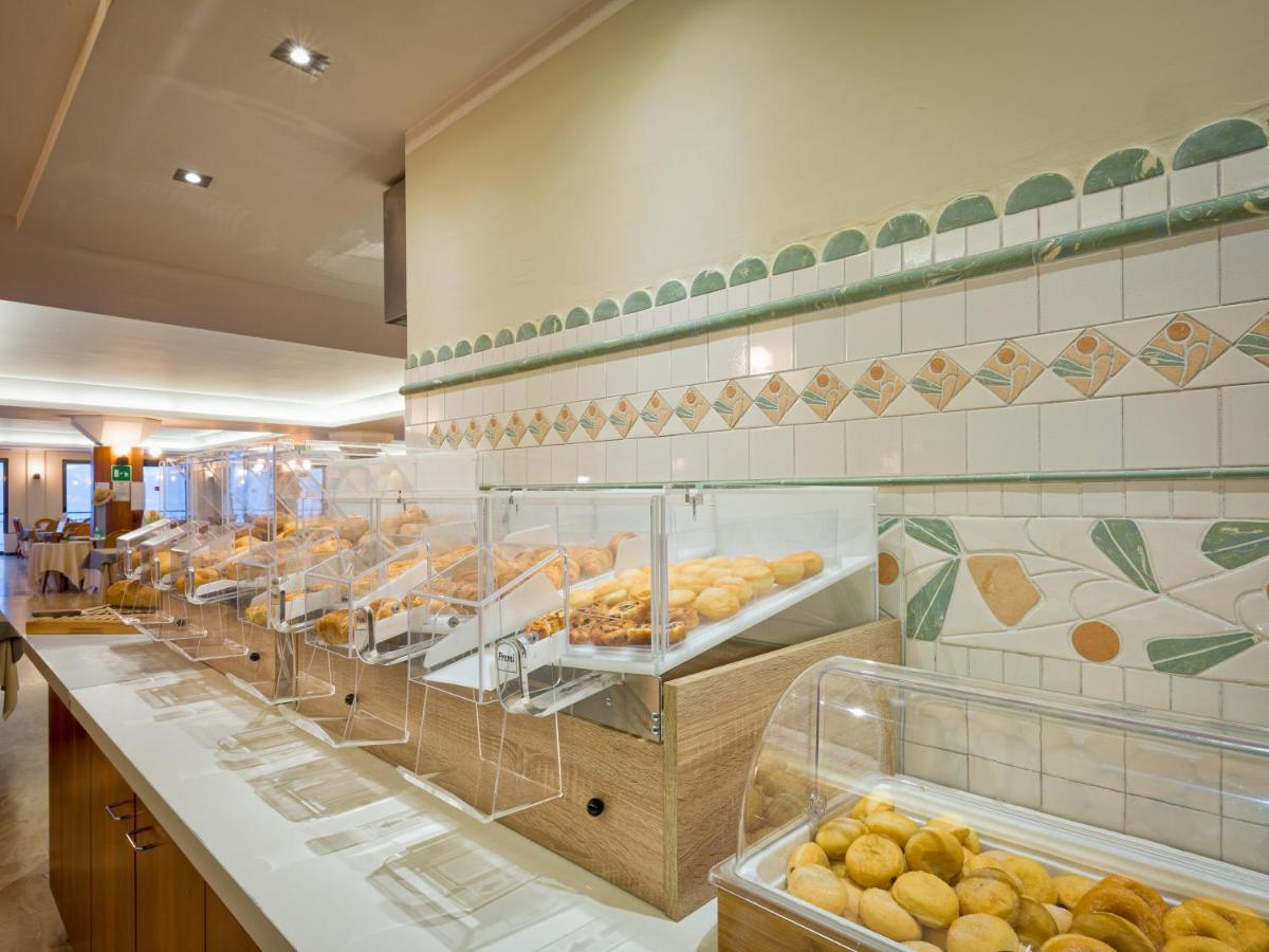 圣彼特洛酒店 利莫内-苏尔加达 外观 照片